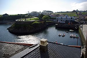 The port of Puerto de Vega