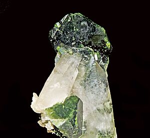 Uvite sur quartz (Brésil) 1