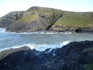 Ceibwr Bay, entrance to Ceibwr Cove, Pembrokeshire (Tony Holkham 27 Oct 2012)