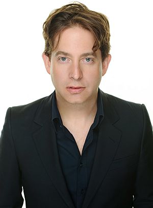 Charlie Walk photograph 2014 (cropped).jpg