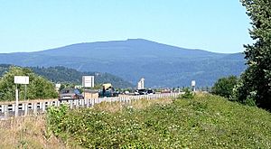 Larch Mountain-Oregon from Washough-Washington