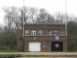 Oxford boathouse 8