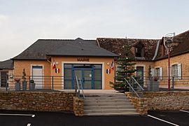 Saint-Symphorien 72 - Mairie.jpg