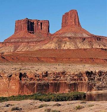 Buttes of the Cross.jpg