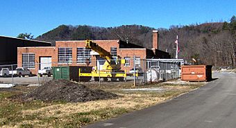 Calderwood-dam-service-bldg-tn1.jpg