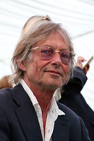 Hayfestival-2016-Bruce-Robinson-portrait.jpg