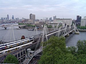 Hungerford Bridge, River Thames, London, England.jpg