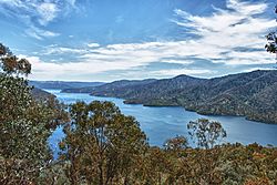 Lake Eildon late 2011.jpg