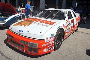 Milwaukee Mile August 2023 4 (Alan Kulwicki's No. 7 Hooters Ford Thunderbird)