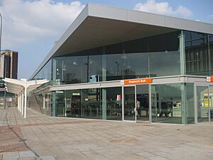 Shepherd's Bush Overground stn entrance