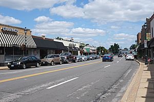 Big Bend Boulevard in Webster Groves, August 2017