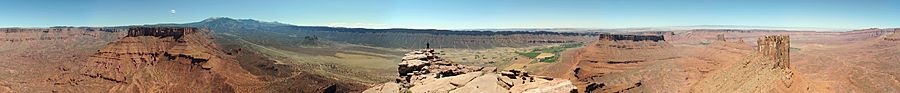 Castleton Tower Panorama