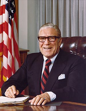 Clarence M. Kelley.jpg