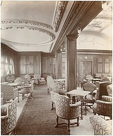 First class smoking room (8643816066)