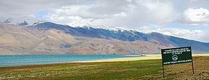 Lake Tsomoriri and sign