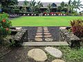 Maui-FredBaldwinHome-lawn-side