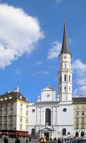 Michaelerkirche Vienna Sept 2007.jpg