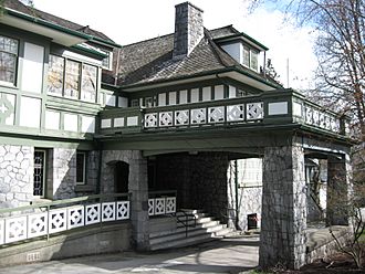 Aberthau Mansion Front view.jpg