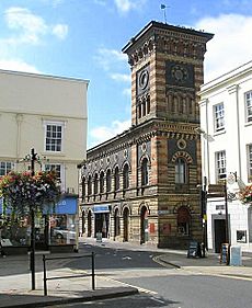 Bridgnorth town centre in the summer sunshine - geograph.org.uk - 1453399