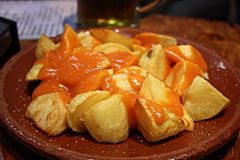 Patatas bravas madrid.jpg