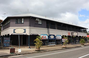 Burdekin Hotel, Ayr, Queensland.jpg