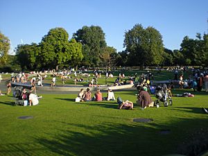 Diana Memorial Fountain 2009