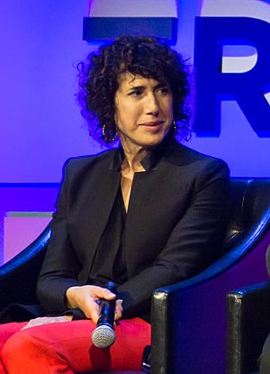 Jennifer Fox (81768).jpg