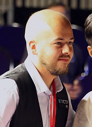 Luca Brecel EuM 2022-2.jpg