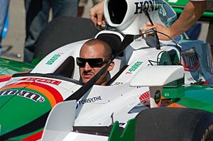 Tony Kanaan To Pit Row