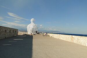 Antibes, modern sculpture