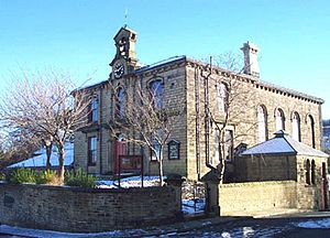 Cottingley Town Hall - geograph.org.uk - 40250.jpg