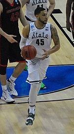 Denzel Valentine (cropped)