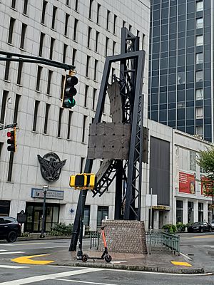 Five Points Monument.jpg