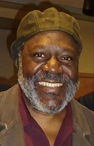 Frankie Faison (30608968485) (cropped).jpg