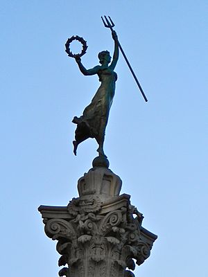 Union Sq Statue SF b