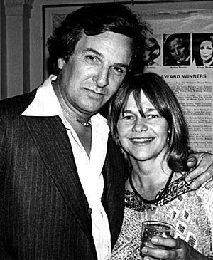 Danny Aiello - Estelle Parsons - 1977