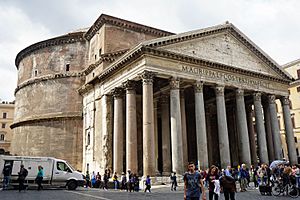 Pantheon Rome 04 2016 6460