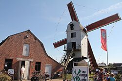 Stermolen, Eksel met molenhuisje.JPG