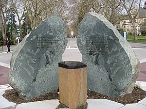 University of Washington Medal of Honor Memorial - Flickr - brewbooks