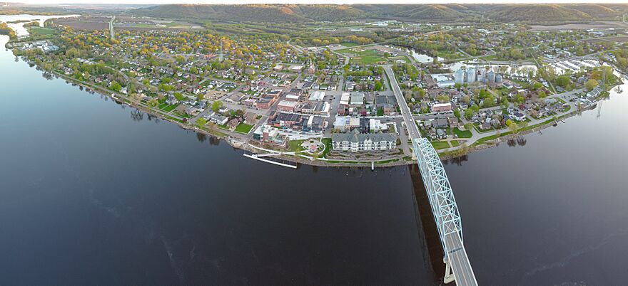 Wabasha–Nelson Bridge over the Mississippi