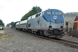 Amtrak Shuttle 463 Eng 18