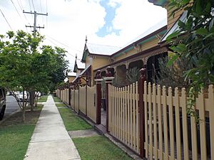 Brighton Terrace and footpath