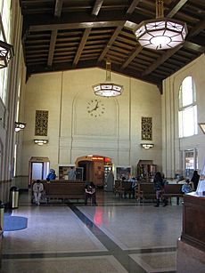 Diridon Station 2461 01