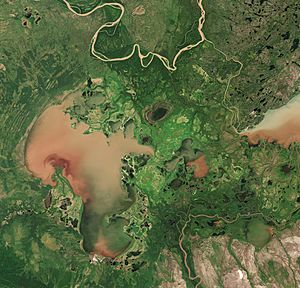 Lake Claire (Alberta) by Sentinel-2.jpg