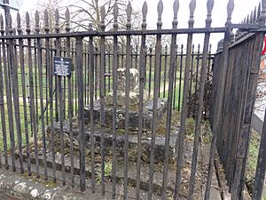 Remains of Wayside Cross Marking South Western Corner of The Forest of Arden 02