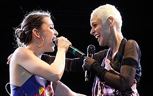 Roberta Sá and Mariza