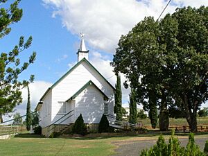 Apostolic Church, Ropeley, 2006