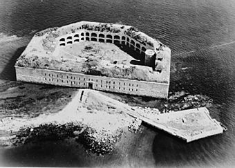 Fort gorges.jpg