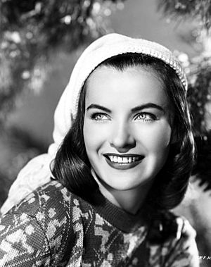 Promotional photograph of Ella Raines.jpg