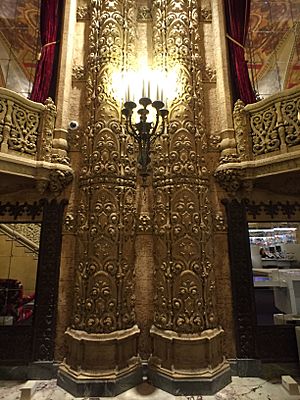 Regent Theatre foyer detail, Brisbane 02